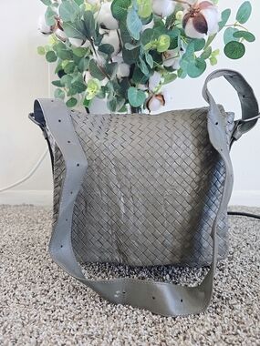 Bottega Veneta Woven Leather Shoulder Bag - Gray
